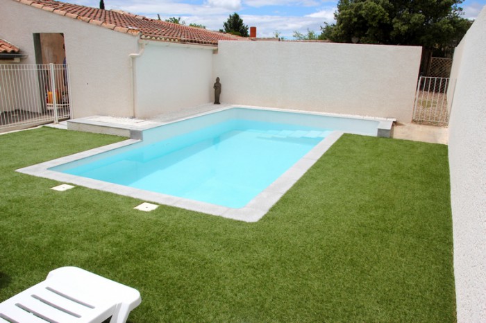 piscine des logements de vacances dans l'Hérault